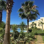 Superbe Paradis Dans Les Jardins De La Marina