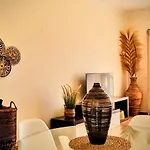 Superbe Paradis Dans Les Jardins De La Marina *