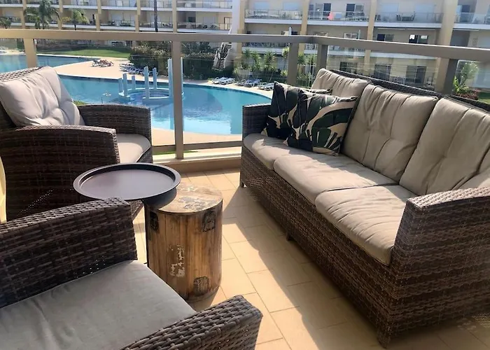 Superbe Paradis Dans Les Jardins De La Marina